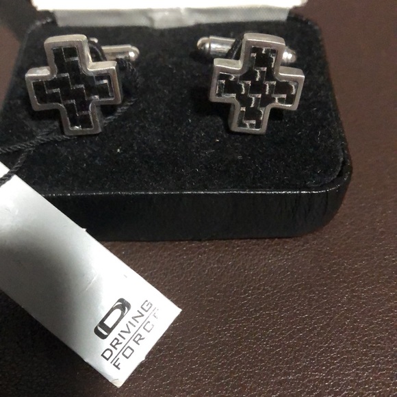 Y2K Vintage Stainless steel cross cuff links - Picture 2 of 6